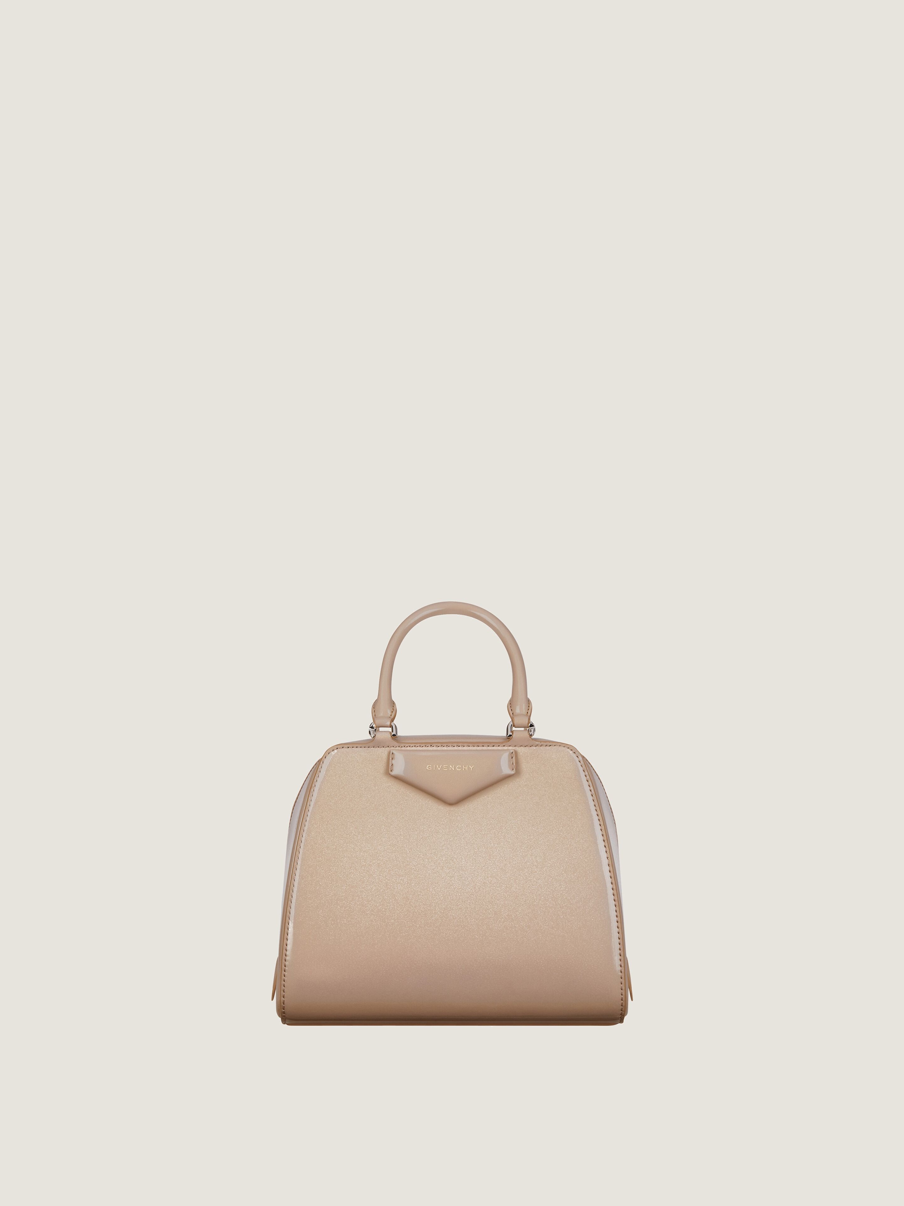 Mini Antigona Cube bag in pearly leather